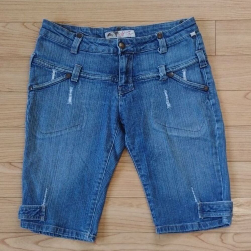Mecca Femme Y2K Distressed Bermuda Shorts Size 9/10